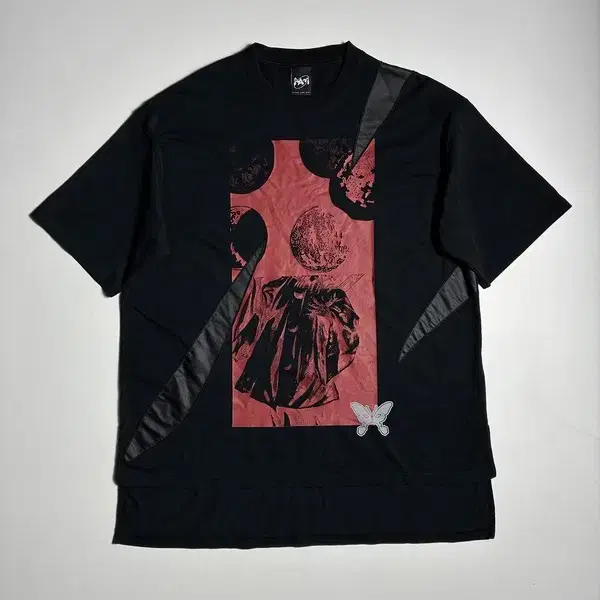 Perks and Mini 25ss 그래픽 컷아웃 반팔 티셔츠 R3057