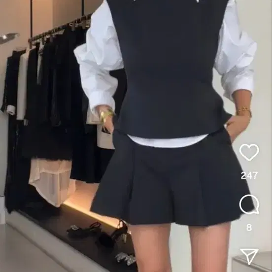 로드앤테일러 플리츠 랩 반바지 블랙