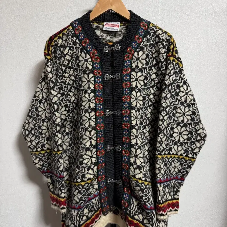 80~90s 노르웨어(Norwear) 퓨어울 노르딕 메탈버클 가디건