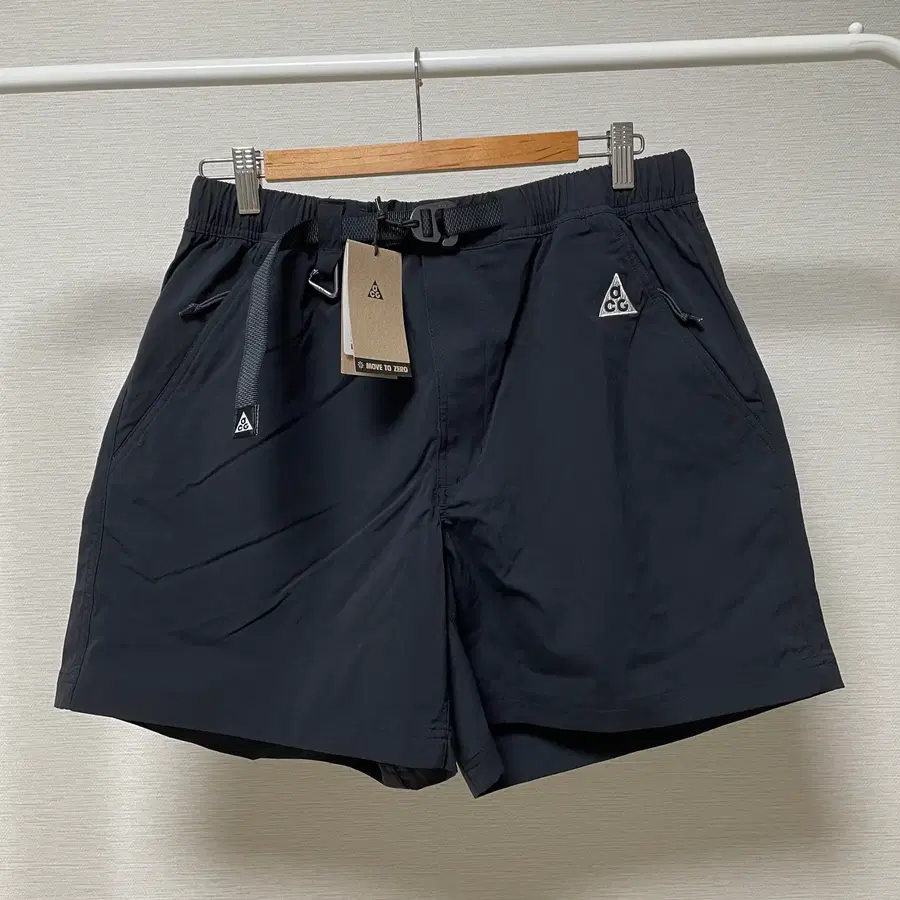 <새상품> 나이키 ACG 하이킹 쇼츠 블랙 M(80)