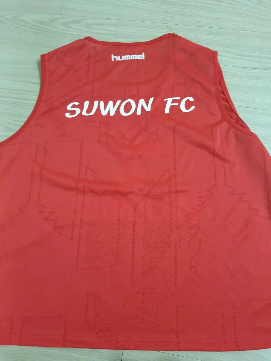험멜 수원FC 조끼