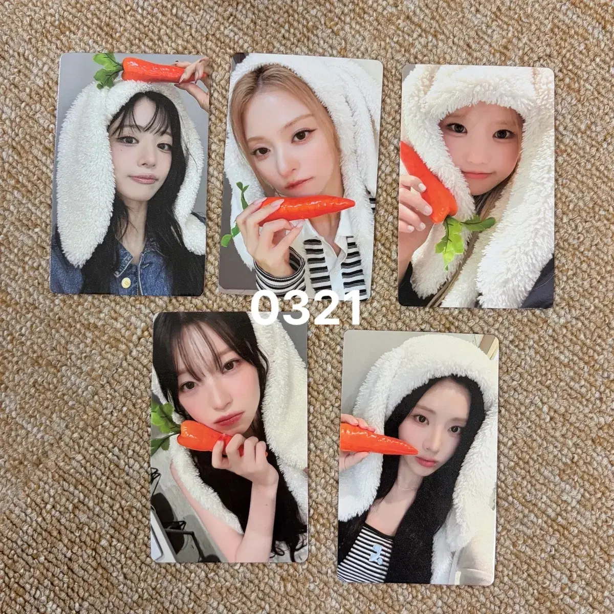 프로미스나인 점프업 당근토끼ver 영통 미공포 포토카드 포카 양도