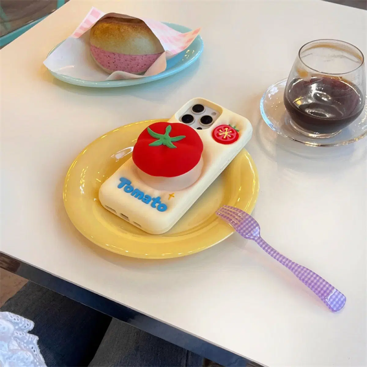 토마토 아이폰14 실리콘 케이스 그립톡 가능