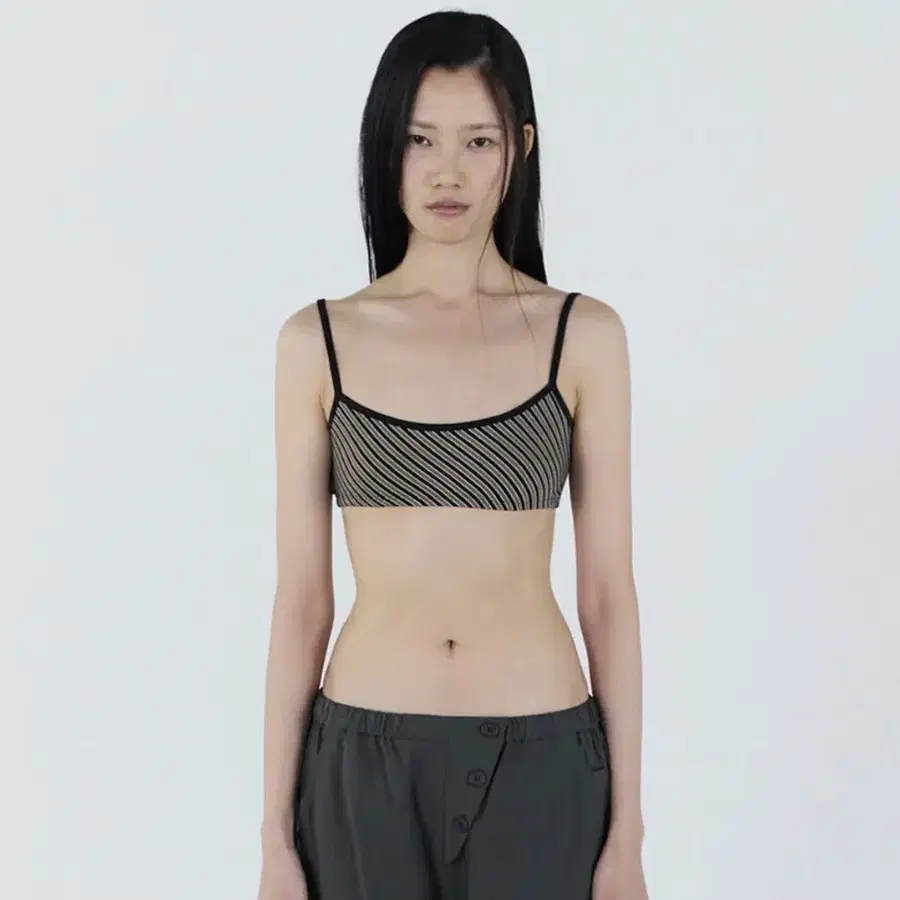 세릭 bebe top brown