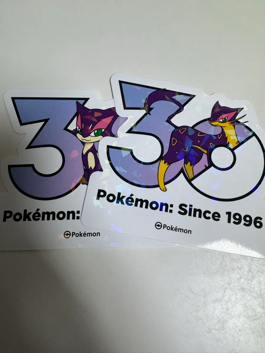 포켓몬 30주년 로고 스티커 쌔비냥 레파르다스 세트