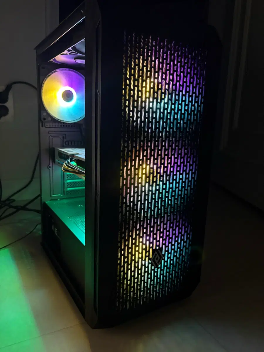급처!!!) 보증 사파이어 퓨어 RX 9060 XT 16g / 인텔 10세대/32G RAM 본체