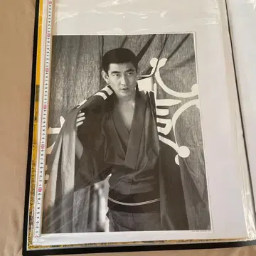 다카쿠라 켄 포트레이트 사진