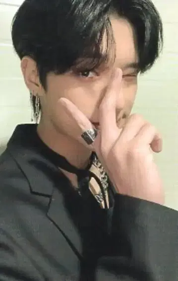 ATEEZ THE WORLD EP.1:MOVEMENT 우영 트레이딩 카드 A