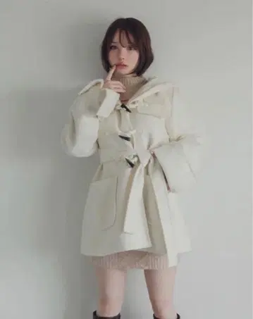 andmary Ange short coat