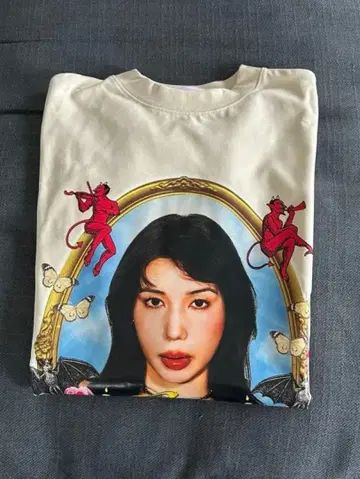 Re. 나카 리이사 티셔츠