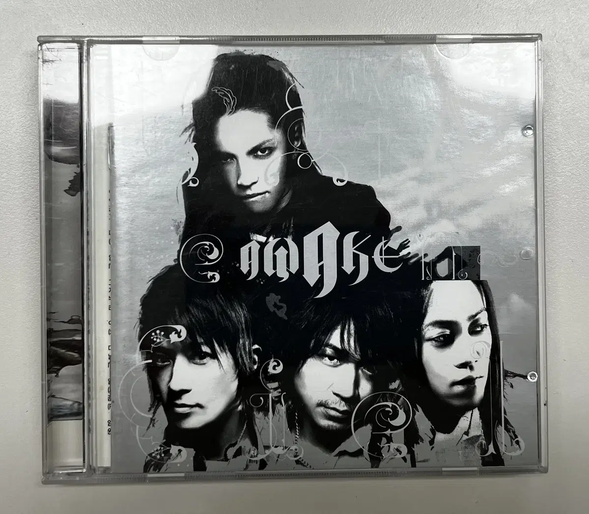 L'Arc~en~Ciel AWAKE (2005)