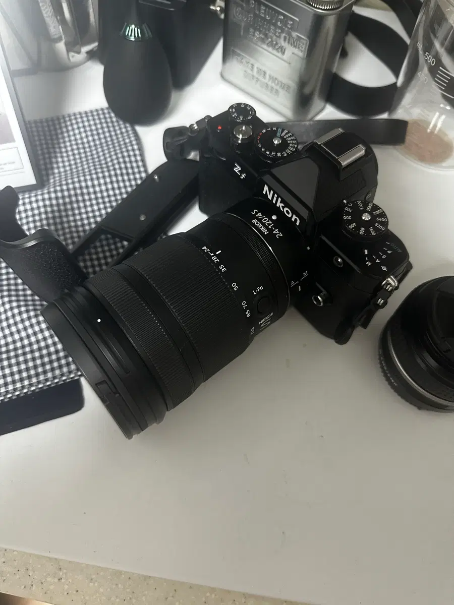 니콘 zf 블랙 번들킷 + 24-120 f4 등 팝니다 풀박, S급