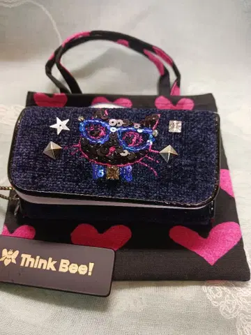 Think Bee 런어웨이캣츠 키케이스 미사용 새상품