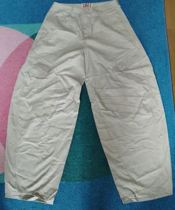한국 브랜드 OOTJ ORGN 와이드 카고 팬츠 베이지