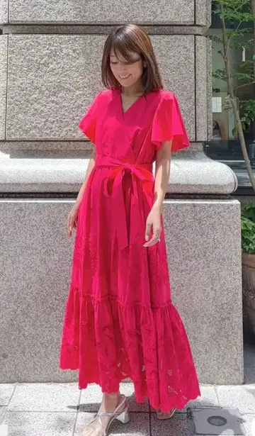 그레이스 콘티넨탈 컷워크 자수 원피스