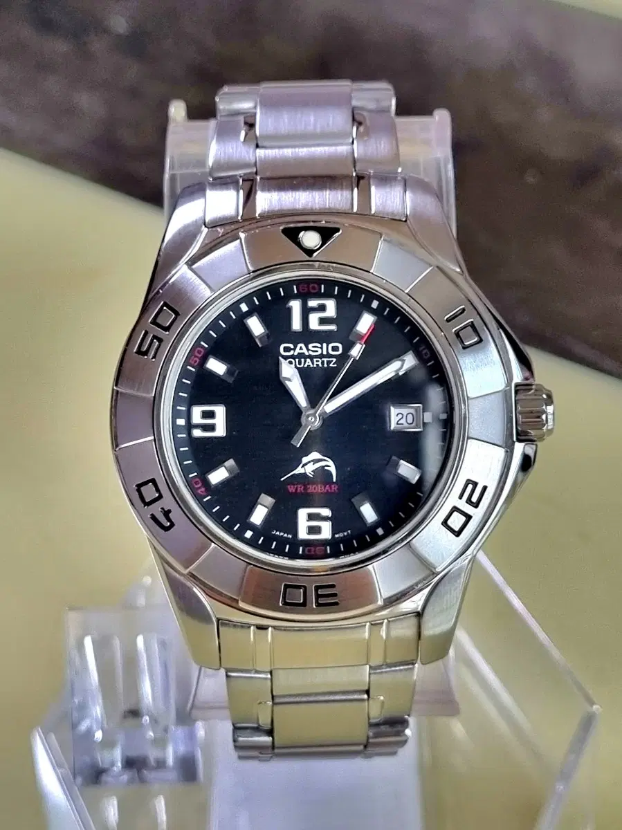 빈티지 극미품 은새치 CASIO MDV-100D-1AFJ 흑새치 청새치 백새치 밀리터리 군사워치 다이버 카시오시계