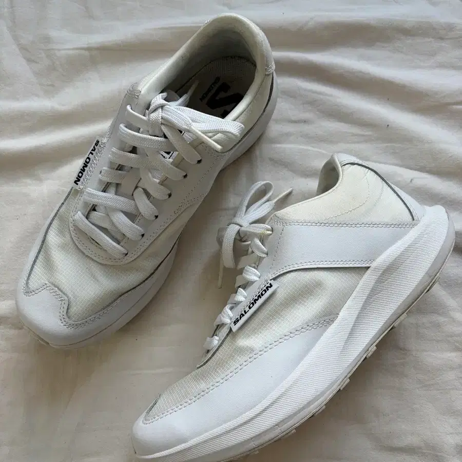 살로몬 x 꼼데가르송 SR90 화이트 SALOMON x CDG