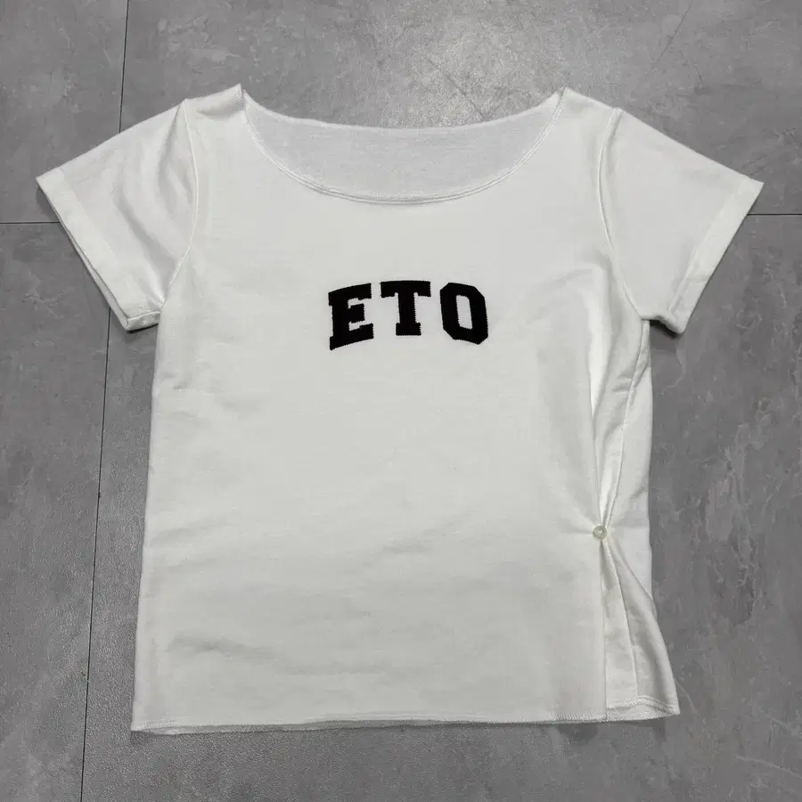 F 포에토 FOETO 반팔 티셔츠