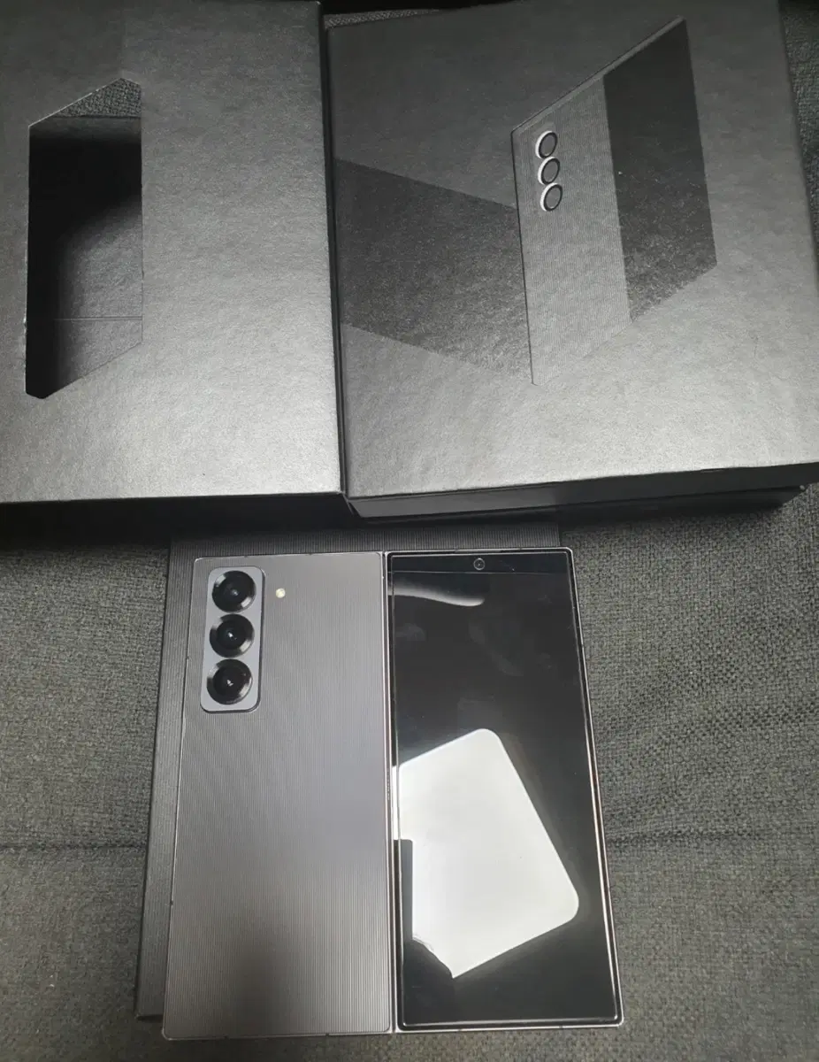 갤럭시폴드SE 512G 스폐셜에디션(16Ram)