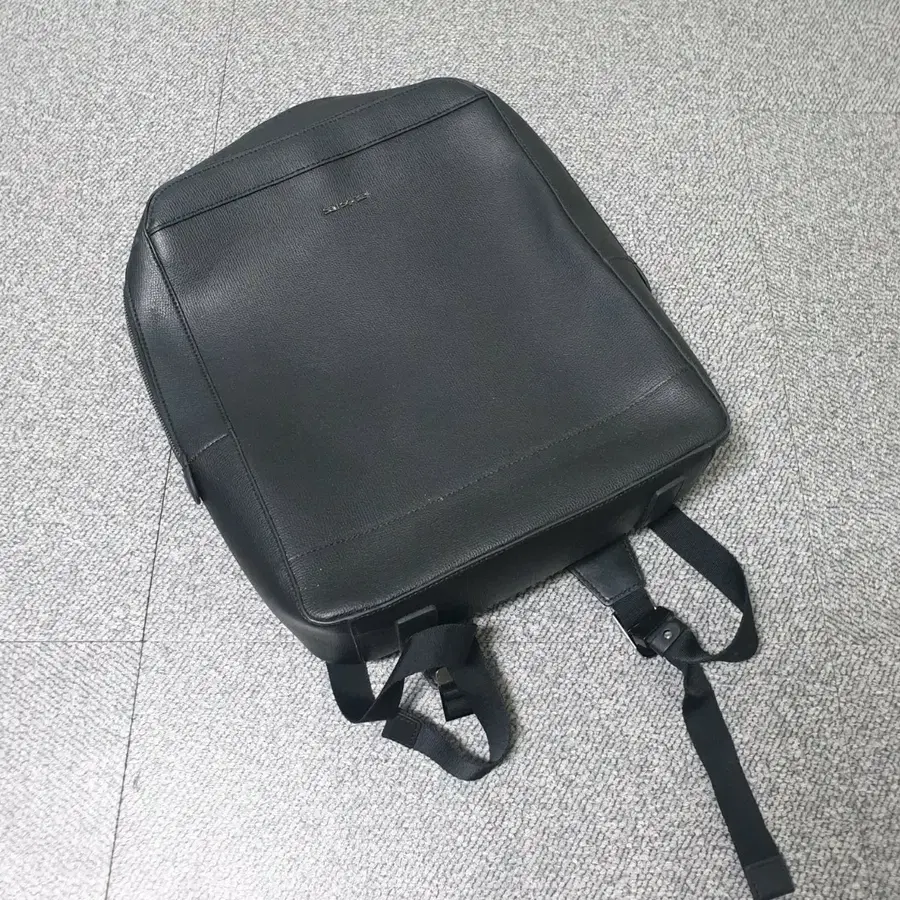 샘소나이트 가죽 백팩 가방 판매합니다