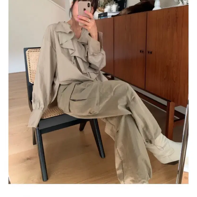 타라바이모션 와이드카고팬츠F 차콜색상