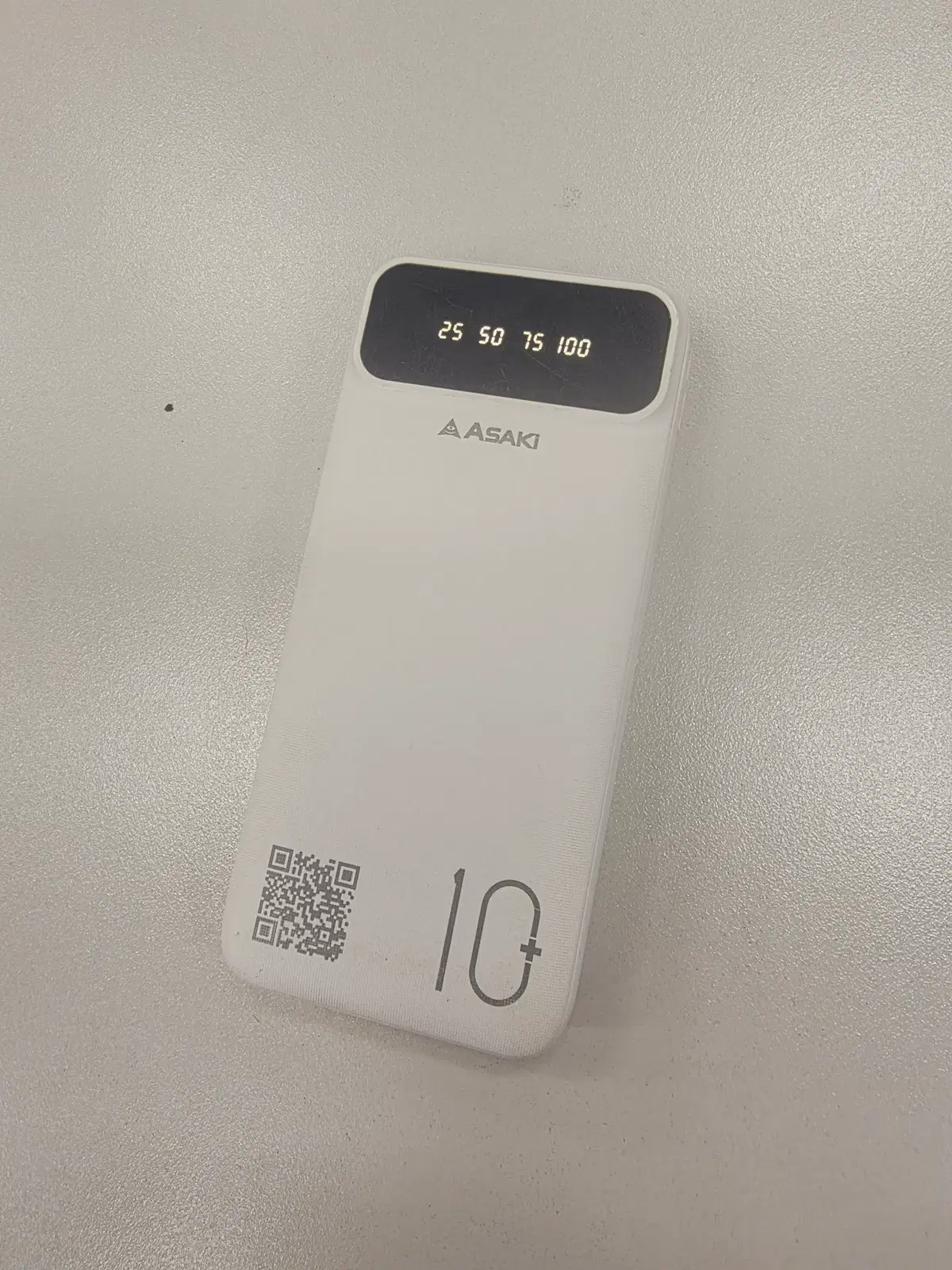 아사키 A1104 10000mAh 케이블 일체형 고속 충전 보조배터리
