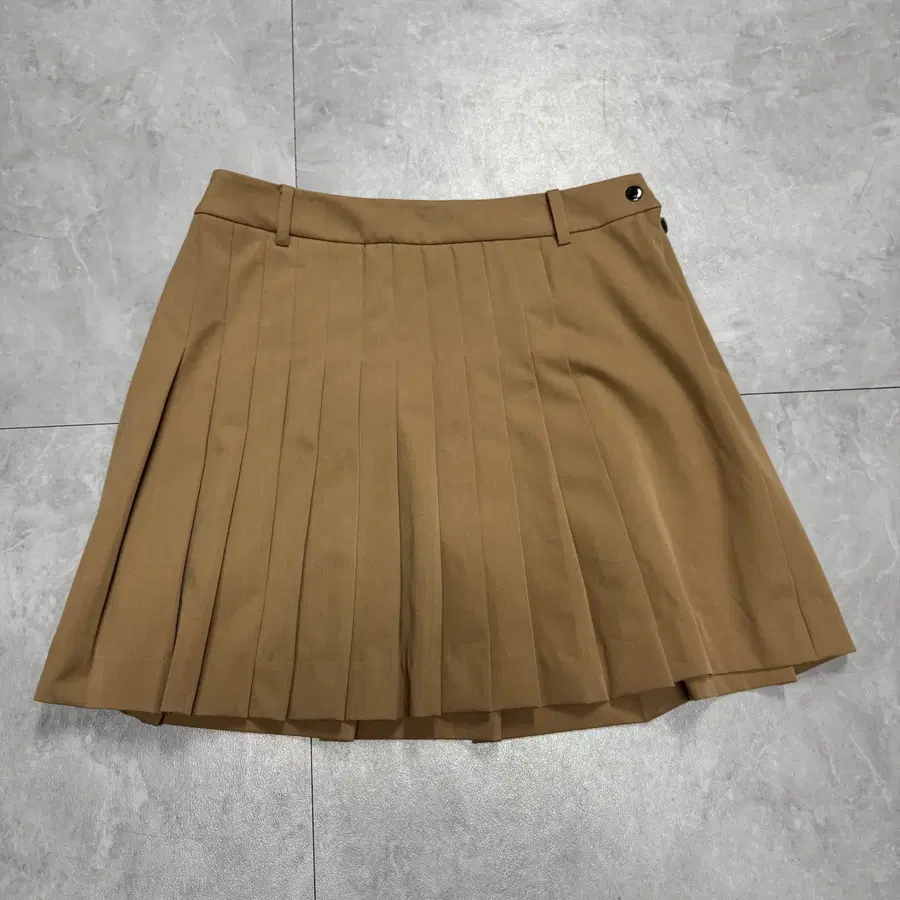 73 (L) 보그너 BOGNER 23SS 미니 스커트