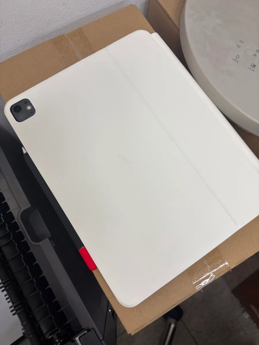 Apple  iPad Pro M5 13  Space Black  [256GB x Wi-Fi]