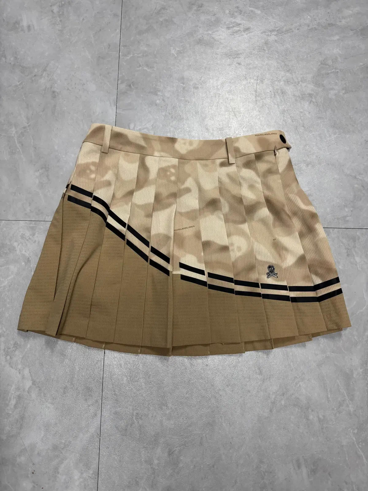 67 (S) 마크앤로나 MARK & LONA 25SS 미니 스커트