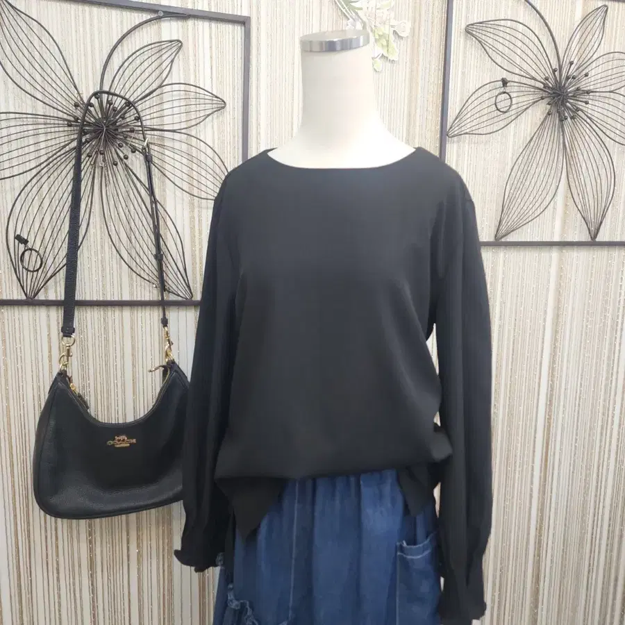 COBALT 블랙 블라우스 66사이즈