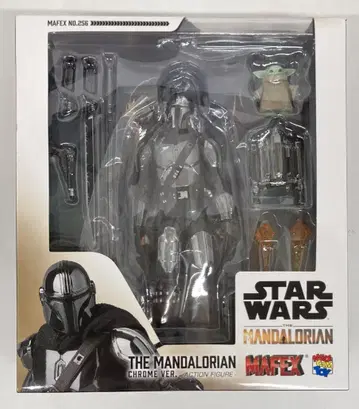 메디콤 토이 MAFEX 만달로리안 크롬 VER 256