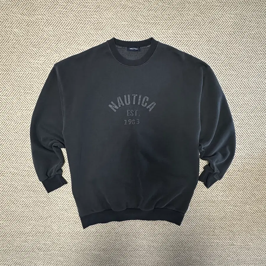 NAUTICA JAPAN pigment sweatshirt
