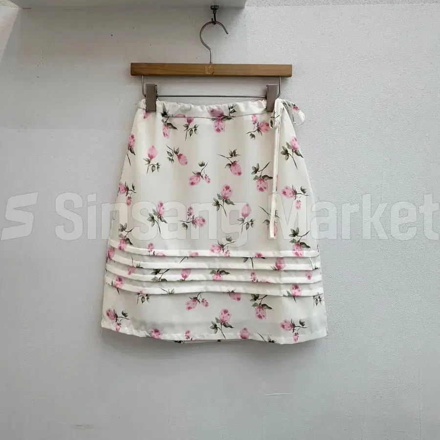 [빠른발송] 쉬폰 플라워 미디 스트링 레이어드 핀턱 봄여름 스커트치마 2