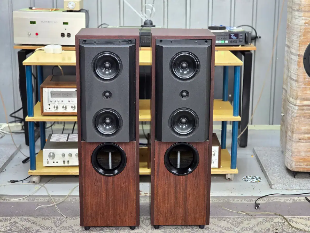 KEF 104-2 초기형 톨보이 스피커