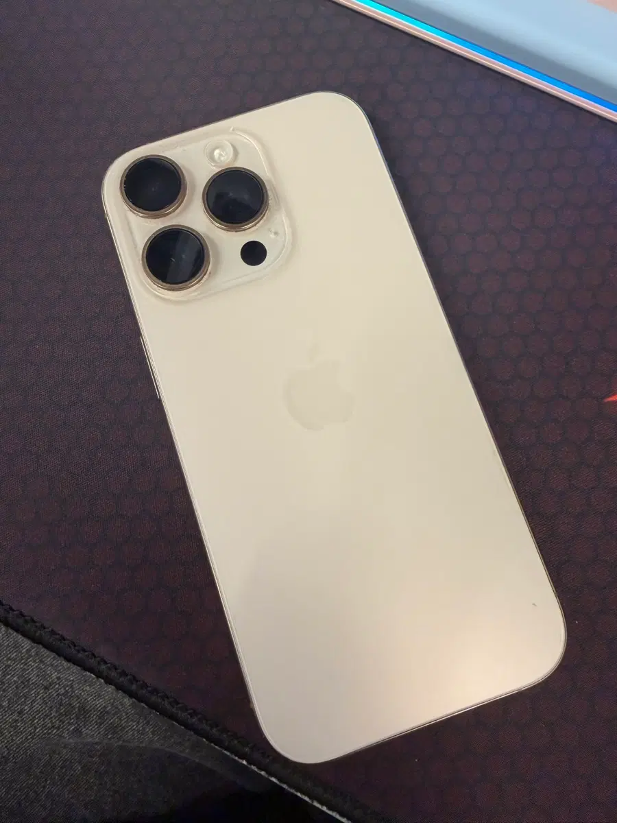 S급 아이폰 16pro 128GB 데저트 티타늄 자급제
