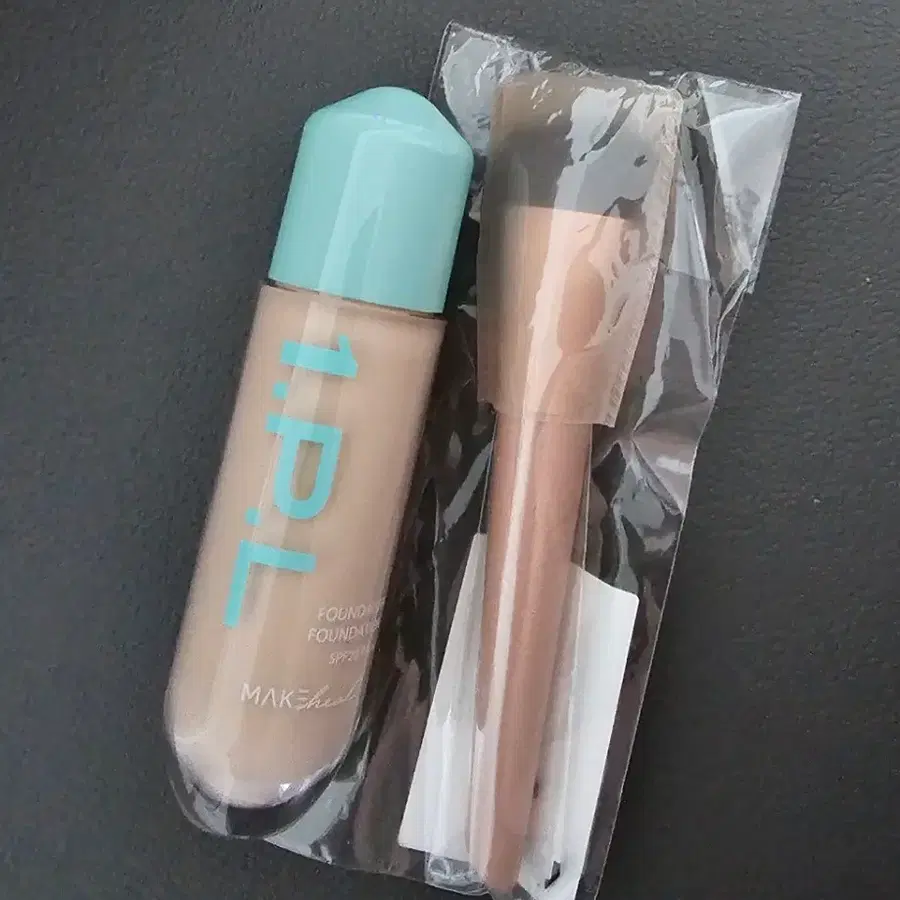 새상품 메이크힐 파운데이션