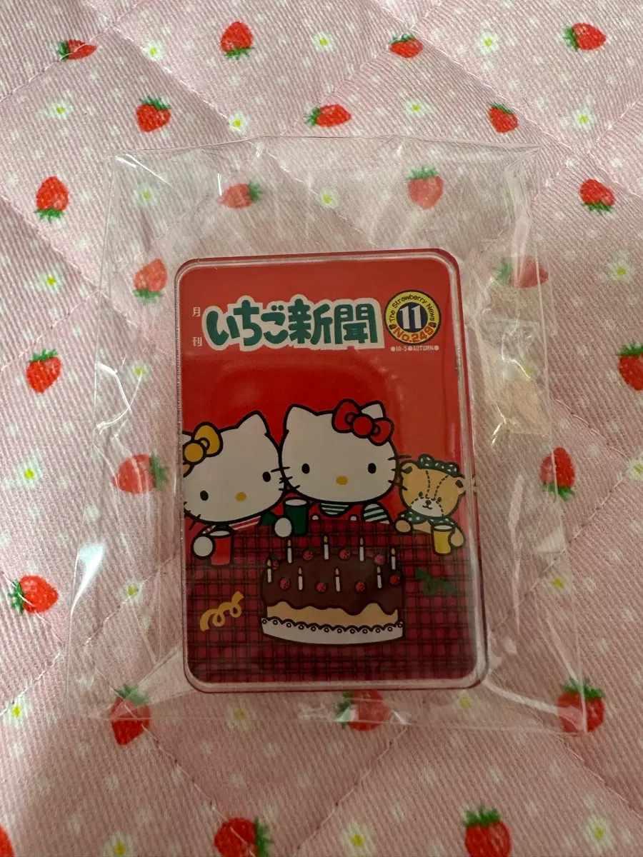 산리오 이치고신문 키티미미 집게
