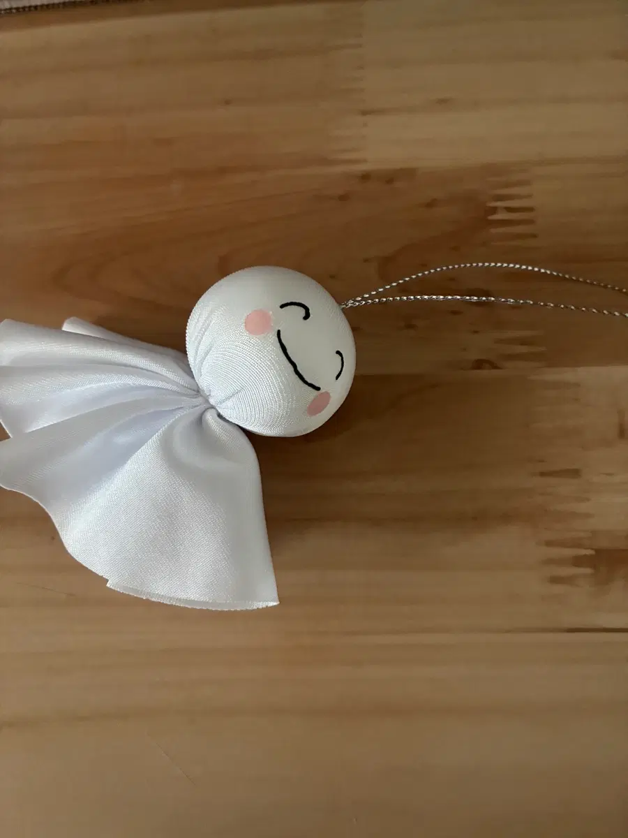 테루테루보즈 인형 흰색