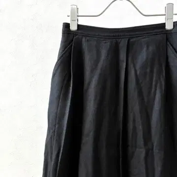 MK MICHEL KLEIN 미디 스커트 플리츠 포켓 부착 울 혼방