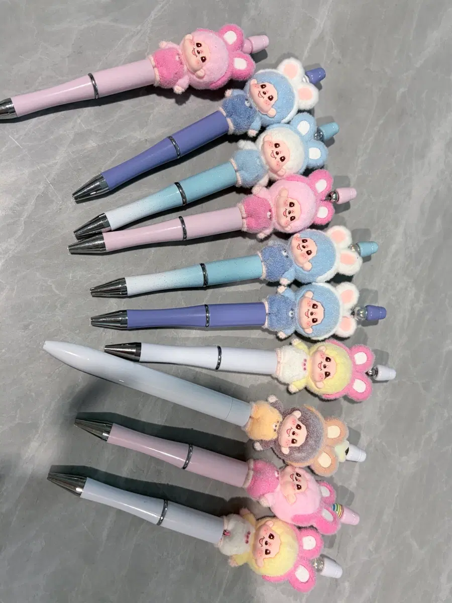 몬치치 인형볼펜