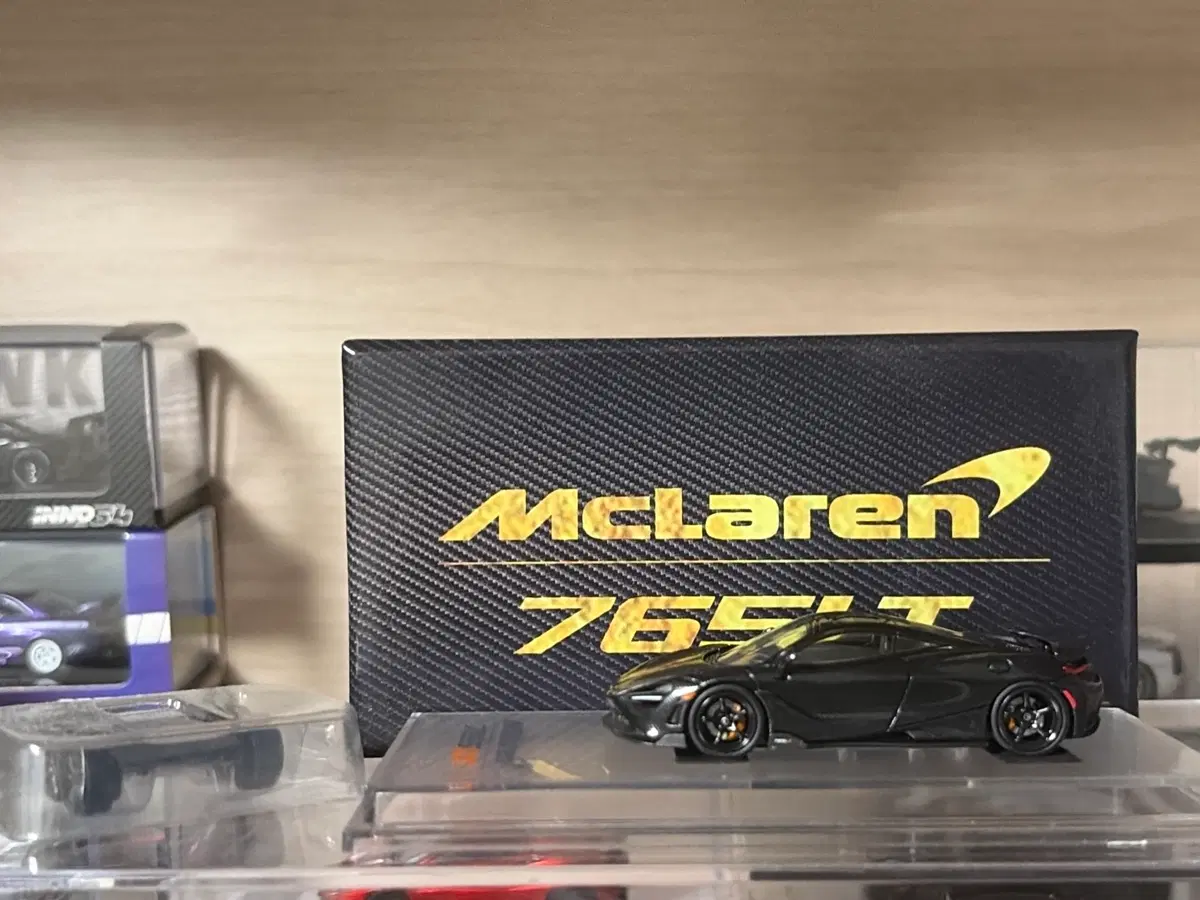 CM 1:64 맥라렌 765LT 풀카본