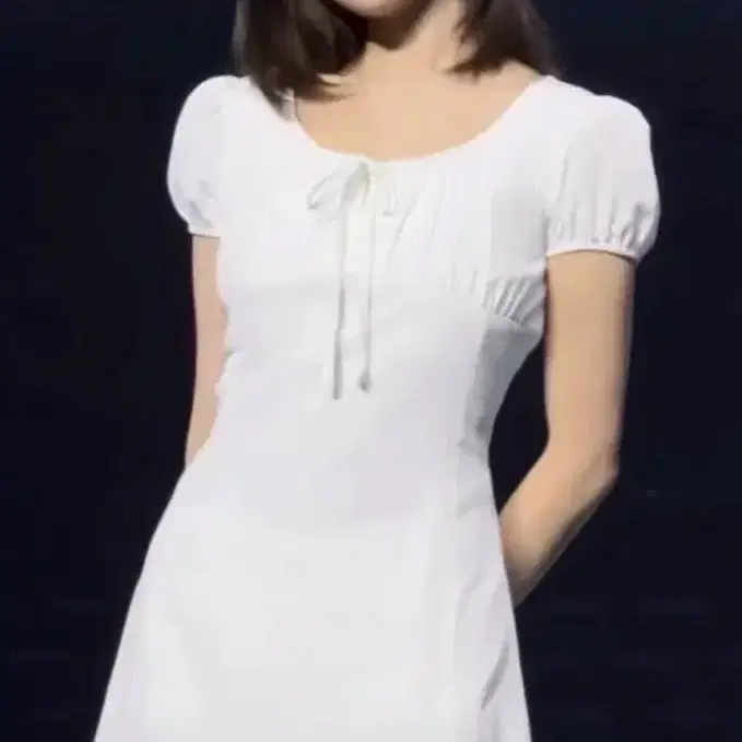 아이브 레이 착용 모일리 원피스