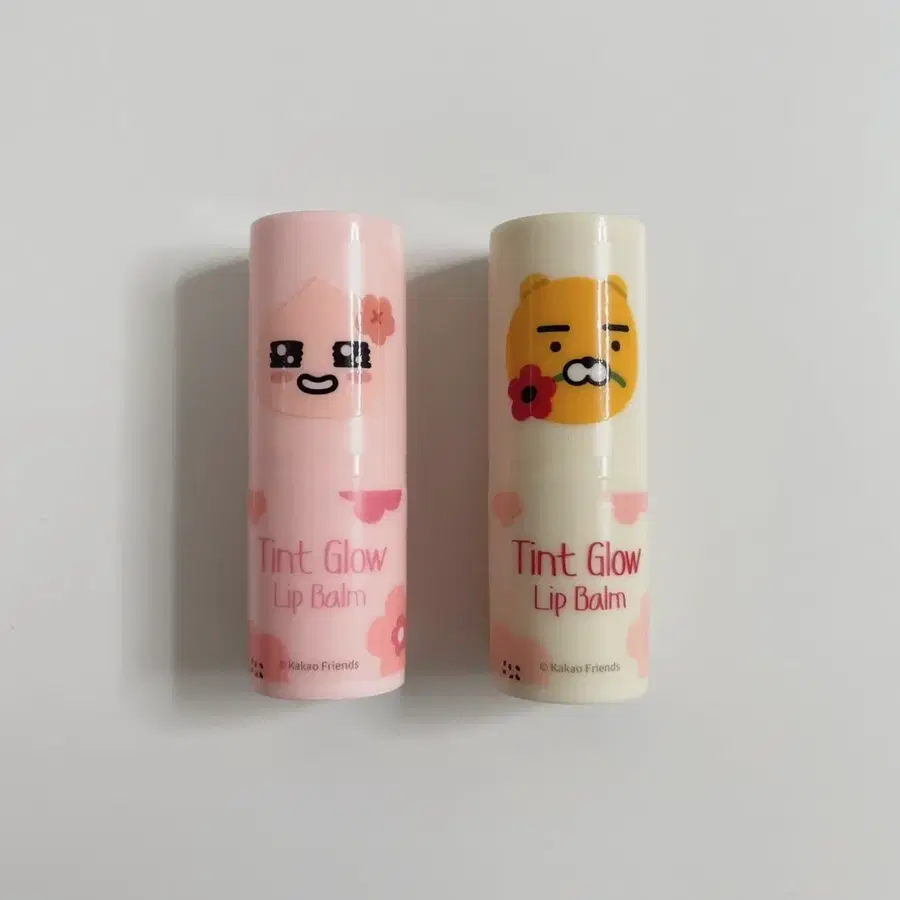 *새상품* 온더바디 카카오프렌즈 틴트글로우 립밤