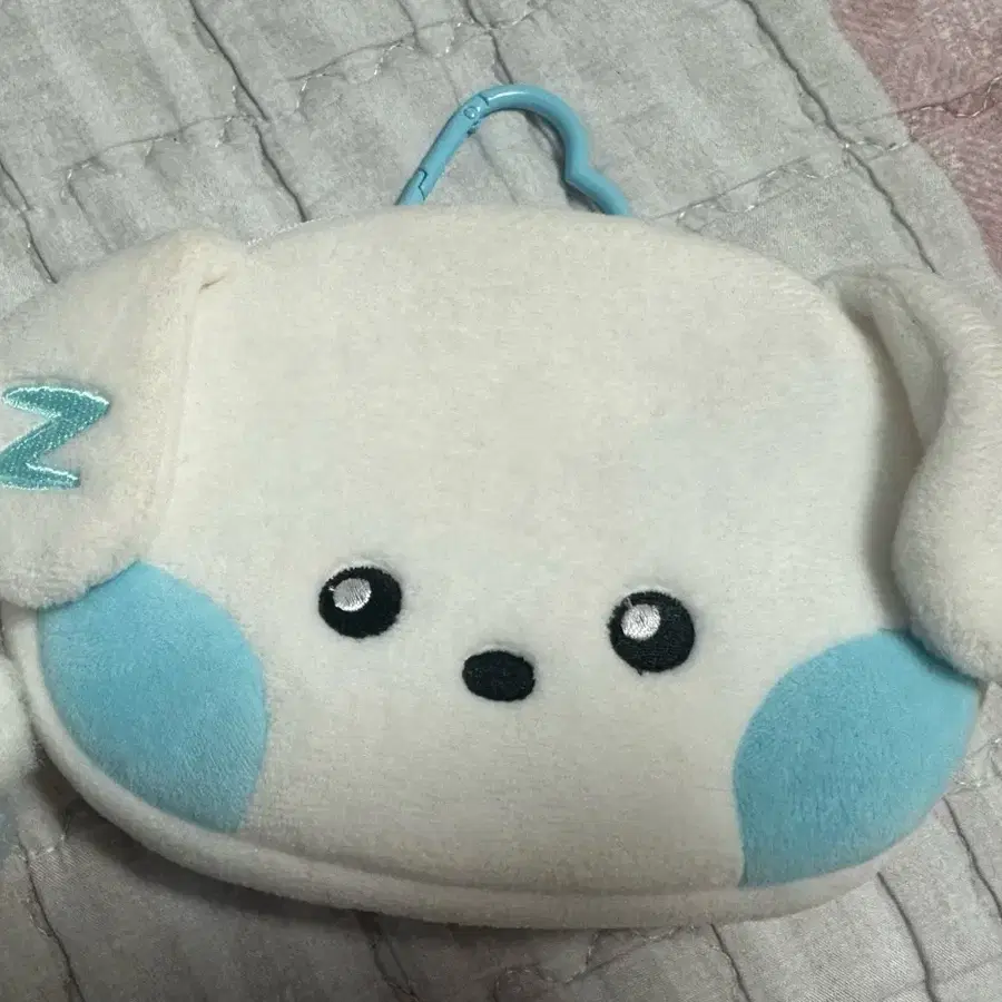 제베원 앤더블 규니니 파우치