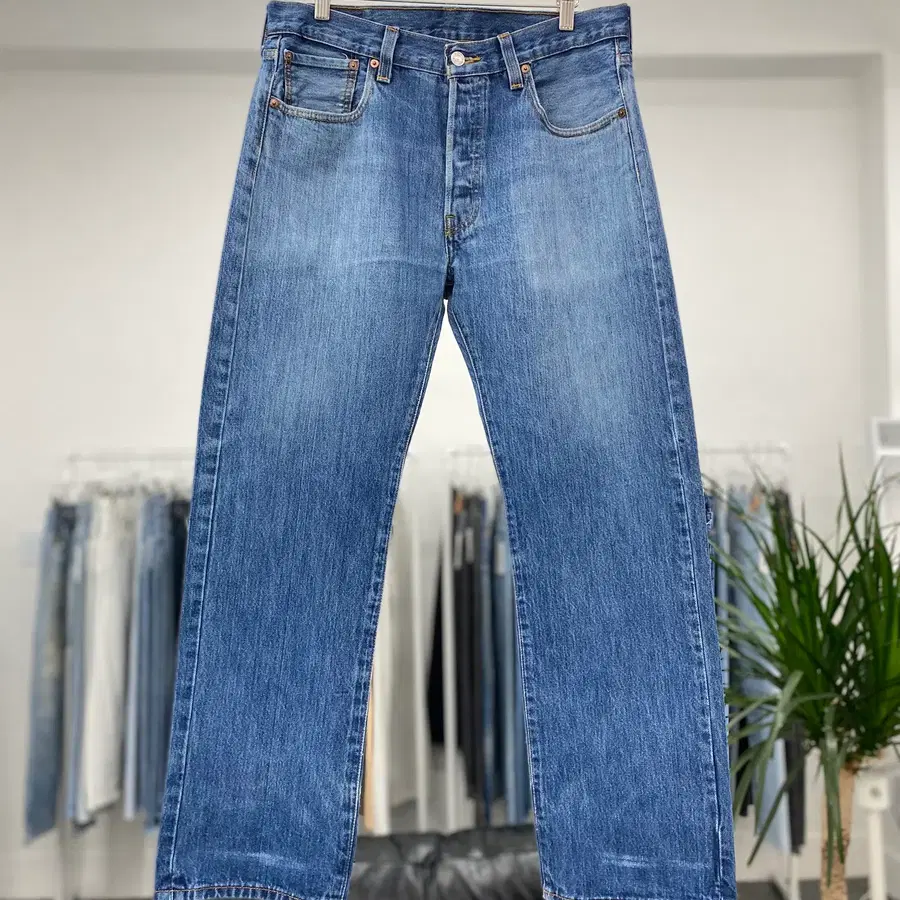 리바이스501 Straight Fit 00s 32사이즈 a6225