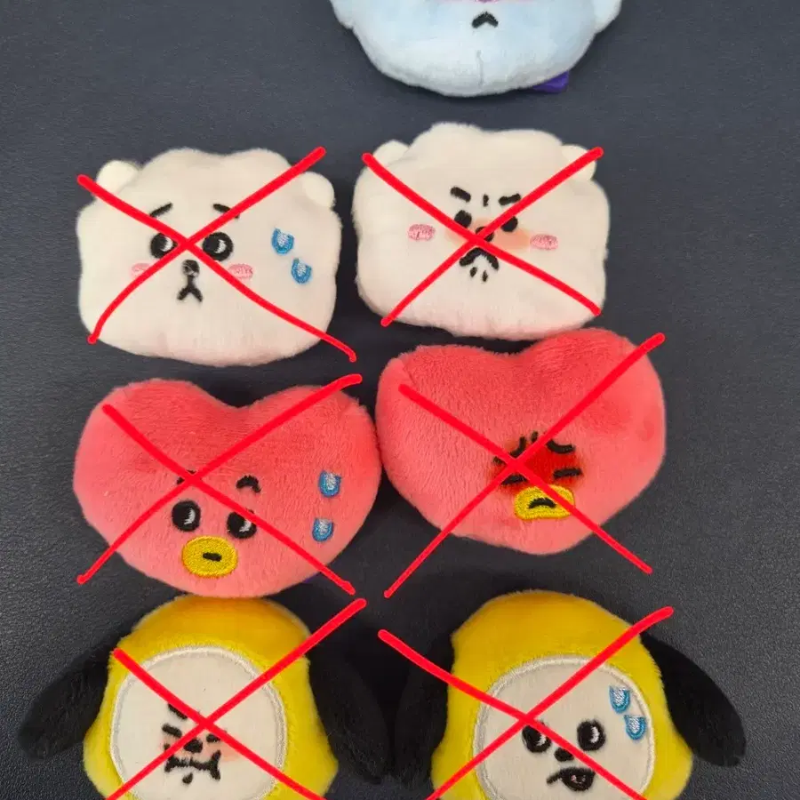 bt21 얼굴 랜덤 브로치 코야