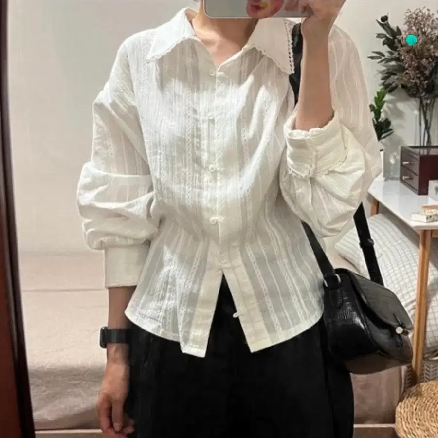 위드아웃썸머 플립 블라우스 flip blouse