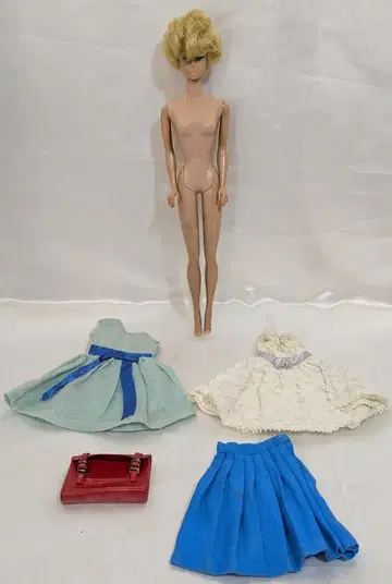 마텔 빈티지 바비 버블컷 블론드