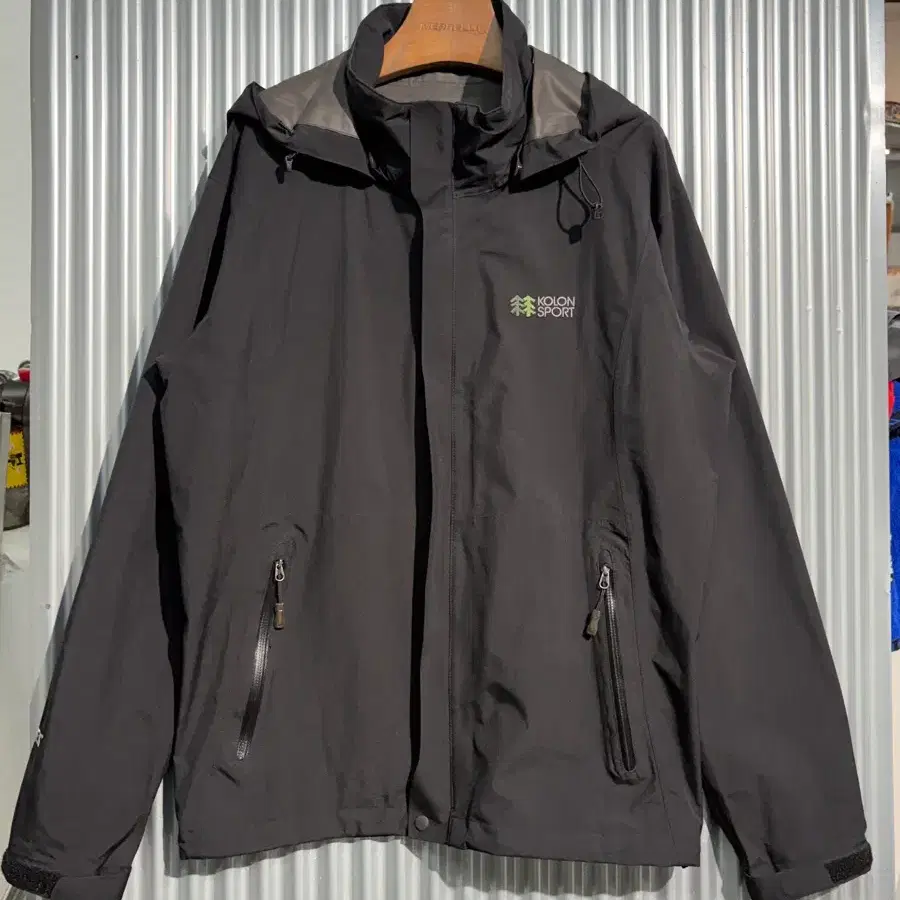 [95] 코오롱스포츠 KOLON SPORT 후드 등산 바람막이 자켓 블랙 4.5