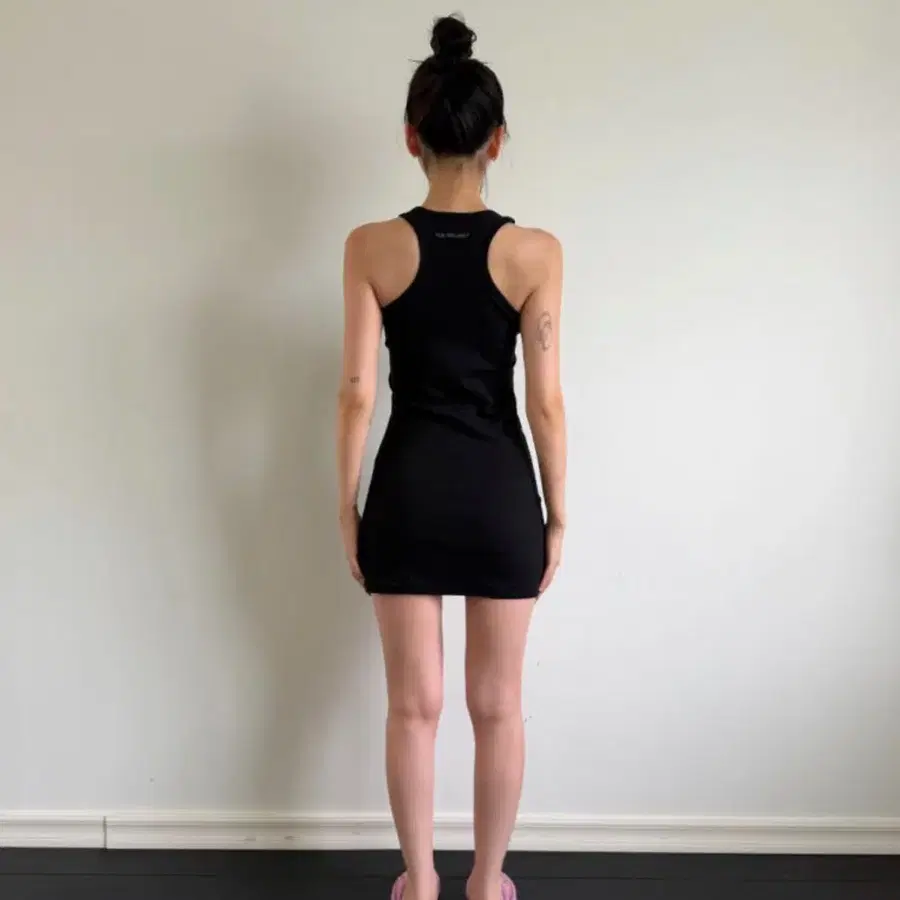 Yue project Zen Mini Dress black 유프로젝트 젠 미니 원피스 블랙
